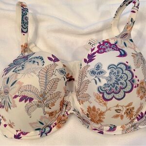 NWT Embraceable Perfect Coverage bra. Floral. 38D
